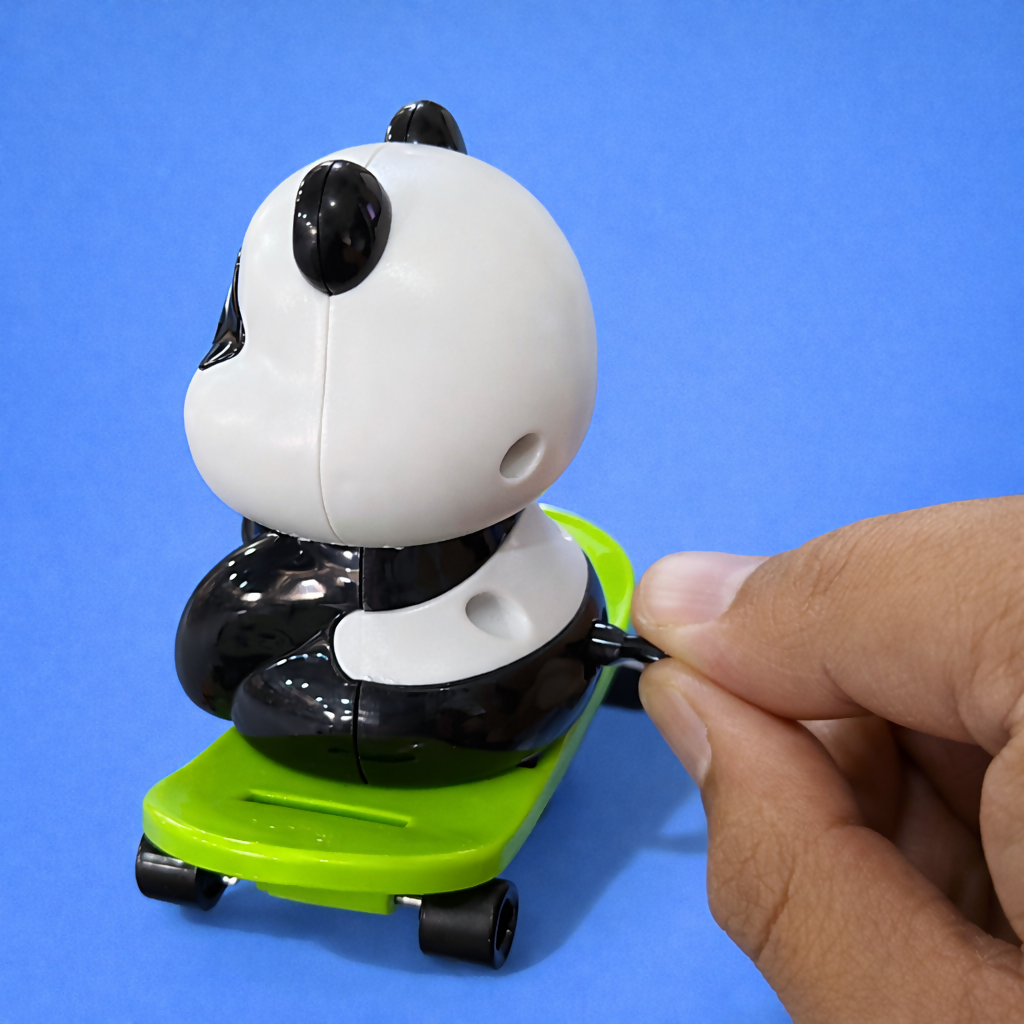 Wind-Up Panda Skateboard Toy for Kids – Fun Motor Skills Development